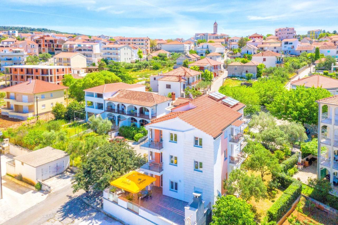 Villa Mihaela Trogir Exterior photo